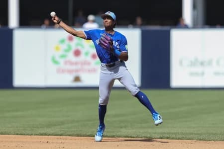 Toronto Blue Jays shortstop Arjun Nimmala (18) throws to first fro an out against the New York Yankees in the fourth inning during spring training at George M. Steinbrenner Field
