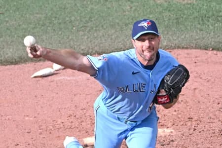 Toronto Blue Jays starting pitcher Max Scherzer (31) delivers a pitch against the Detroit Tigers in the fourth inning at Rogers Centre.