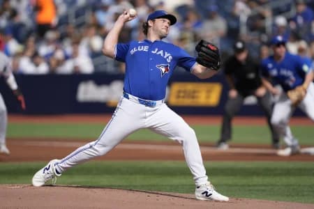 Toronto Blue Jays starting pitcher Trey Yesavage (39) pitches to the Cincinnati Reds during the first inning at Rogers Centre.